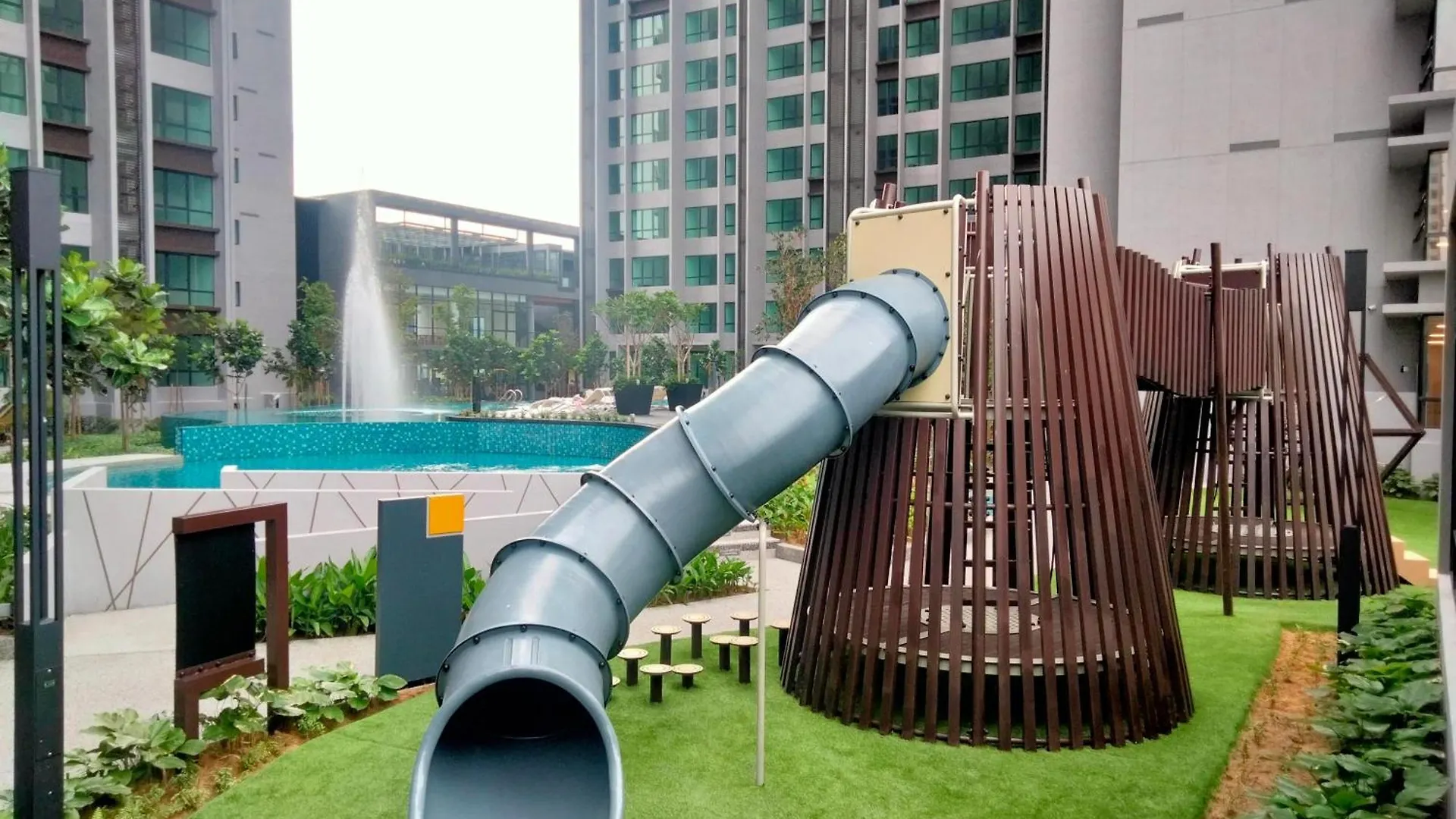 Appartamento Cubic Botanical Suites Bangsar South By Homebrickz Kuala Lumpur