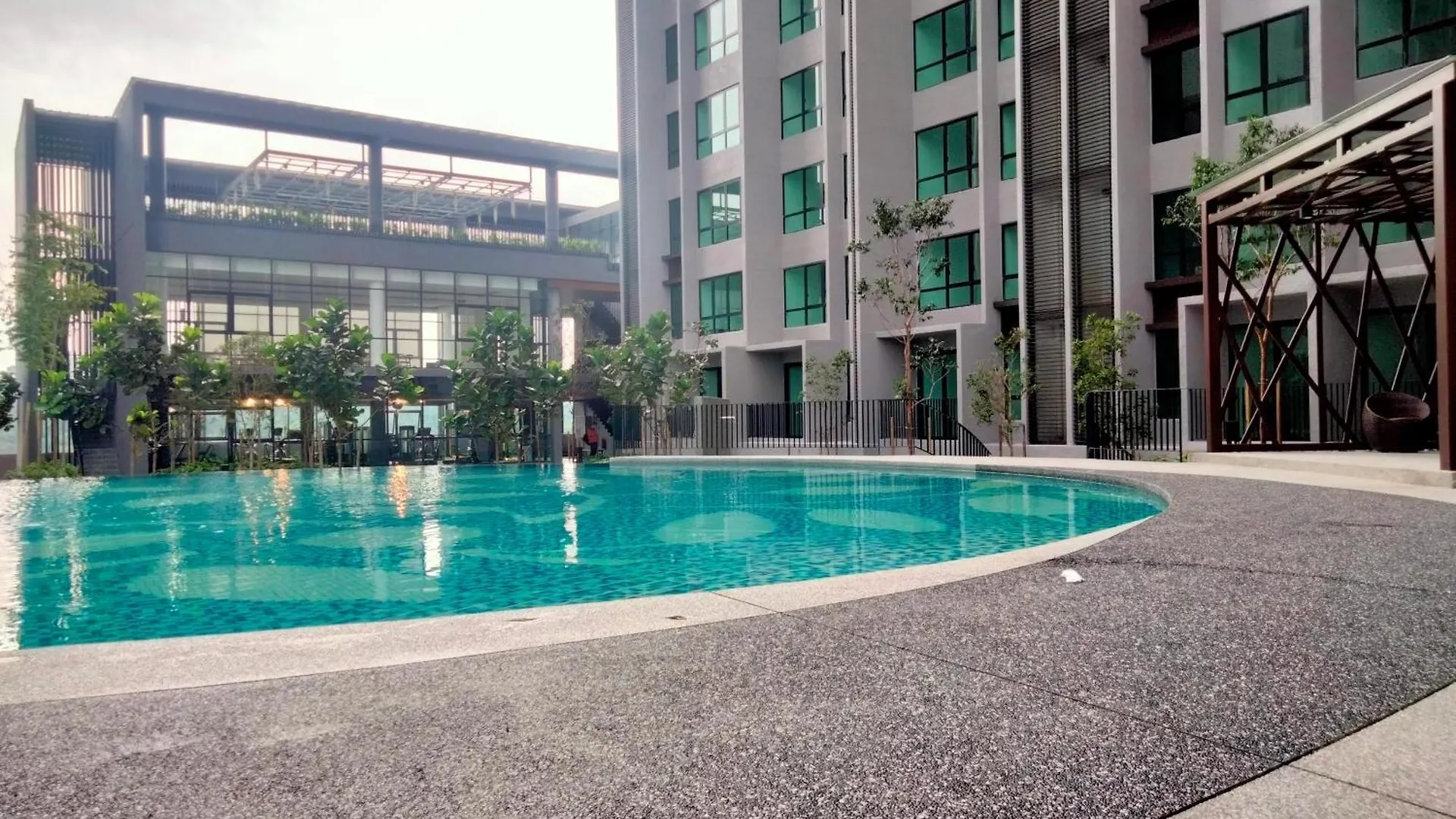 Cubic Botanical Suites Bangsar South By Homebrickz Kuala Lumpur 0*,  Malaysia