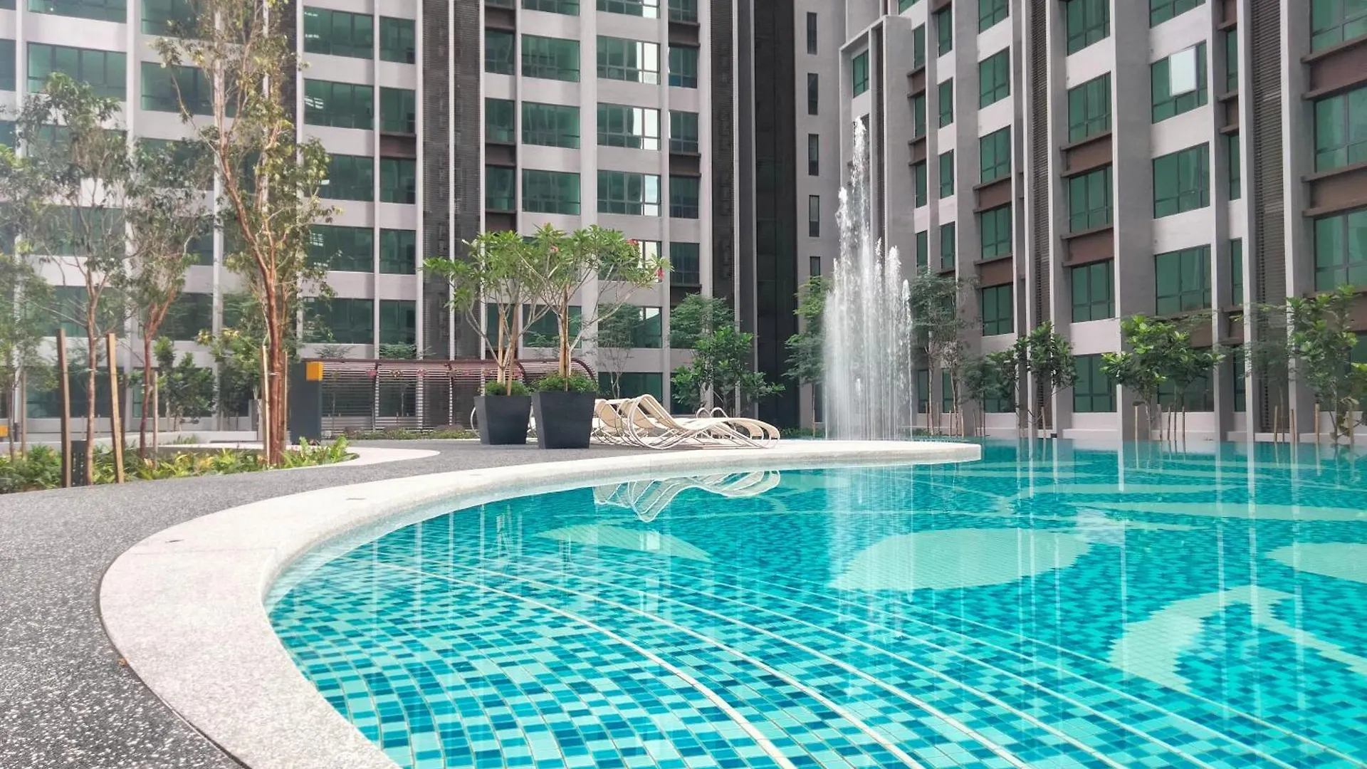Cubic Botanical Suites Bangsar South By Homebrickz Kuala Lumpur Malesia